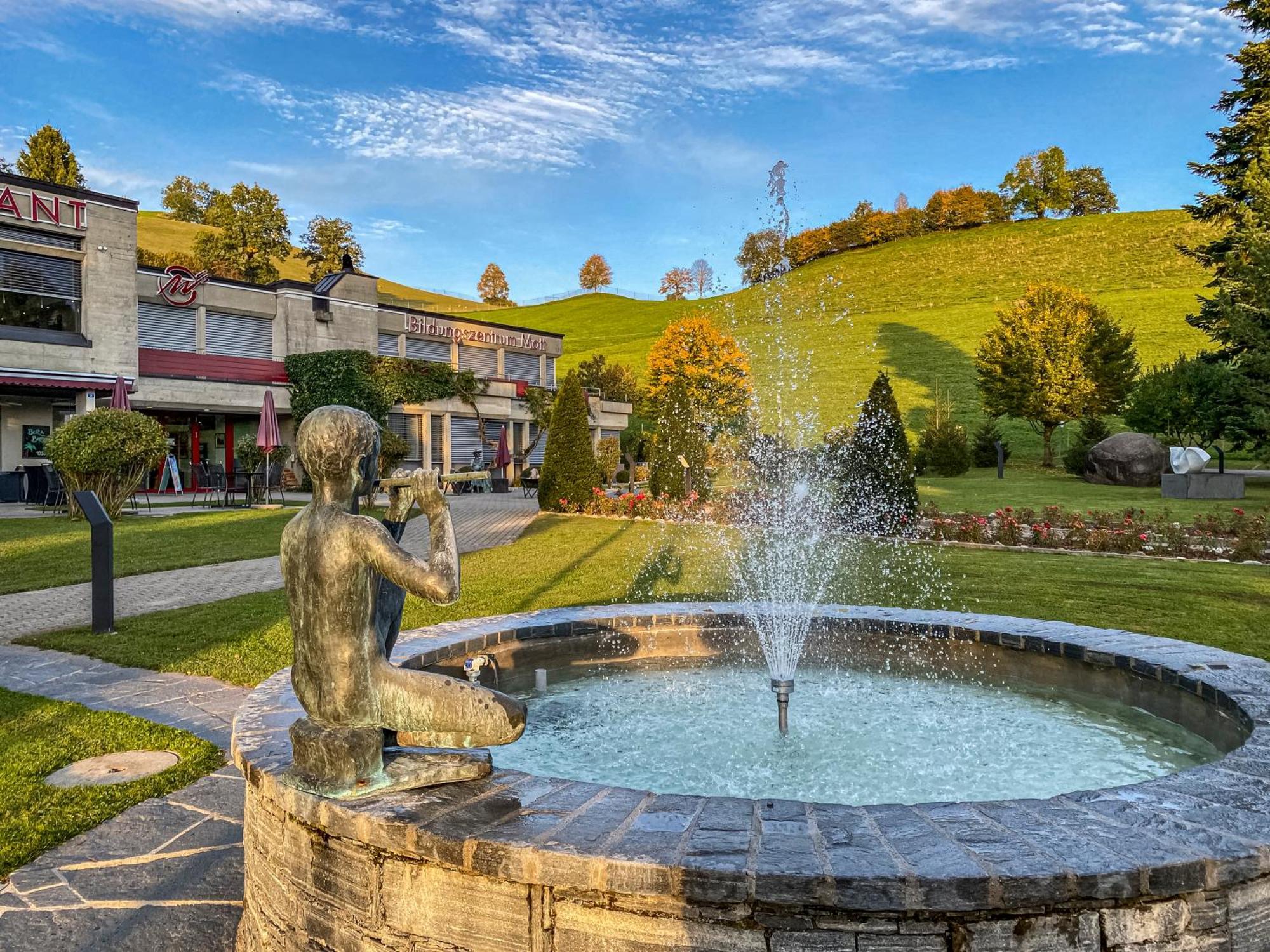 Hotel & Bildungszentrum Matt Schwarzenberg Екстериор снимка