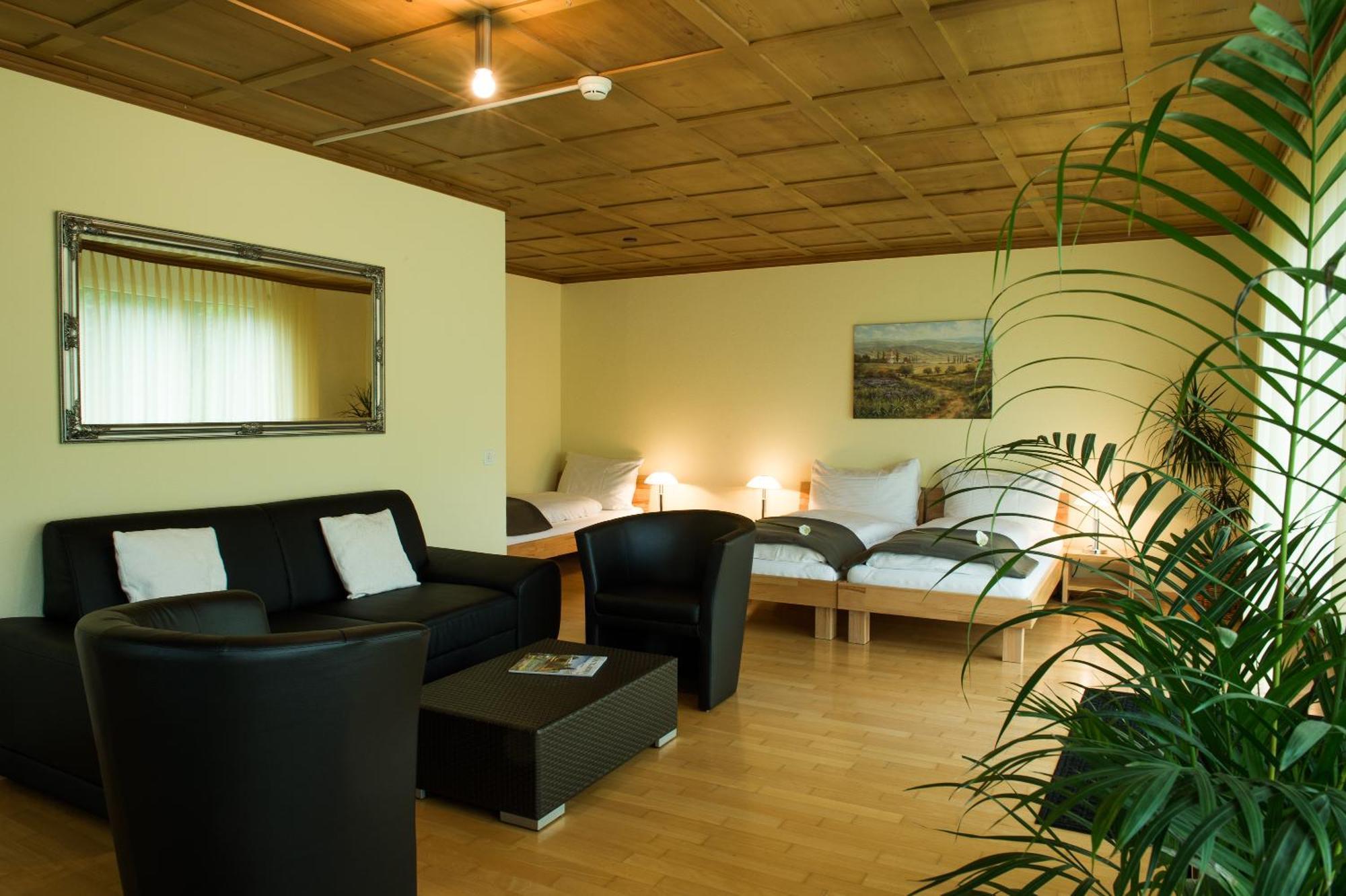 Hotel & Bildungszentrum Matt Schwarzenberg Екстериор снимка
